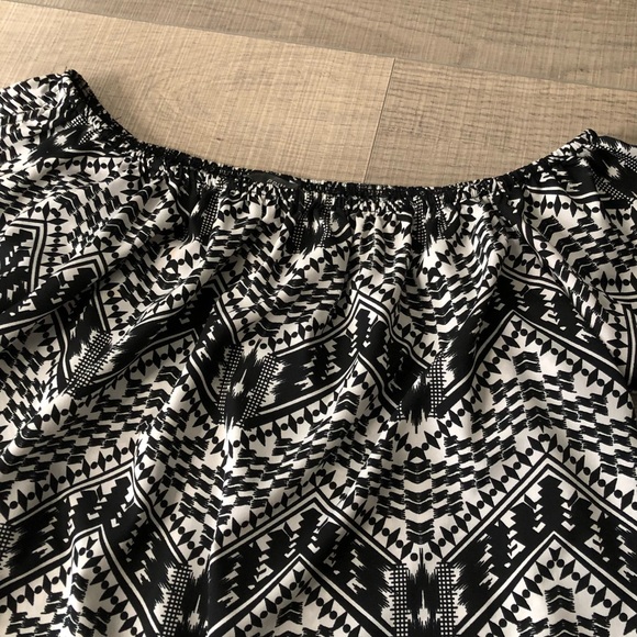 Cute summer too shoulder off - Picture 3 of 5